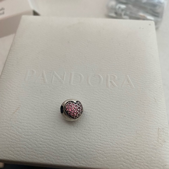 Pandora charms and clips - Picture 3 of 7